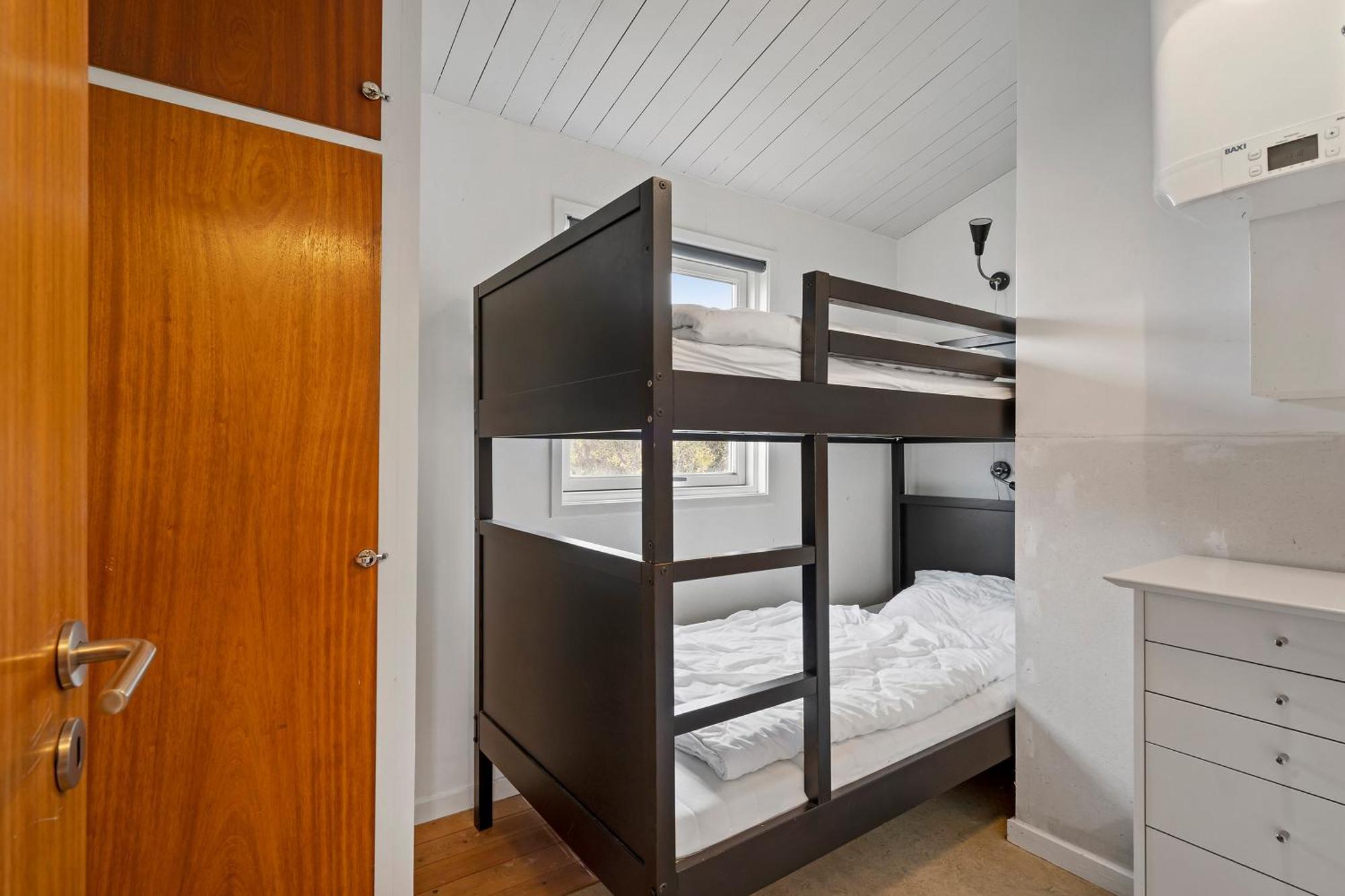 Immaculate 2-Bed House At The Beach 12H Brenderup Экстерьер фото